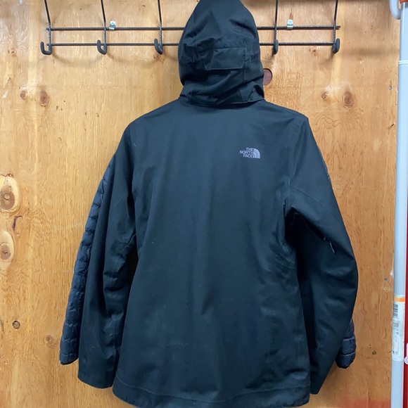 The North Face Jacket - Picture 2 of 6